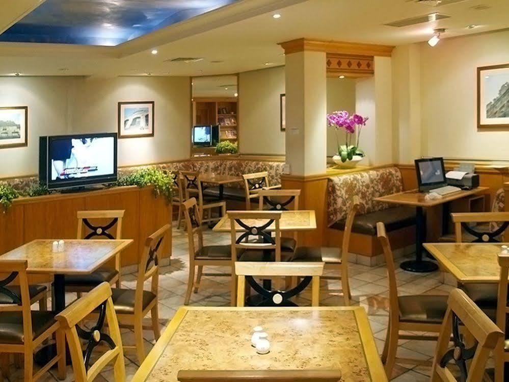 Dong Wu Hotel Тайбэй Экстерьер фото